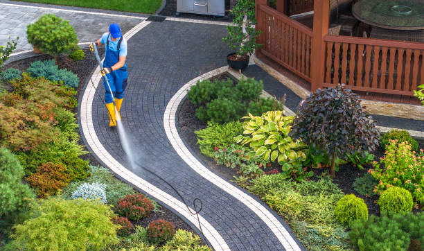 Best Sidewalk Pressure Washing  in West Lafayette, OH